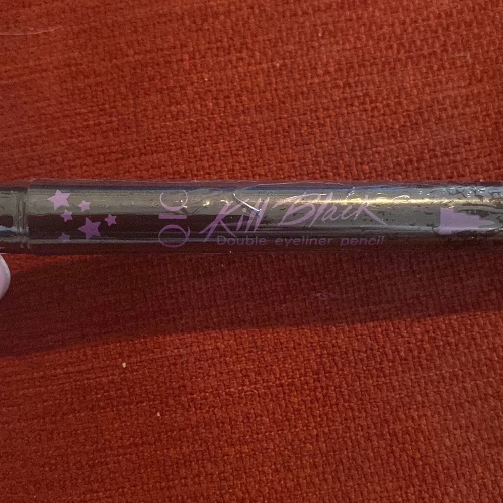 🆕 Killer Black Long Lasting Black Liner Pen and Star Stamp